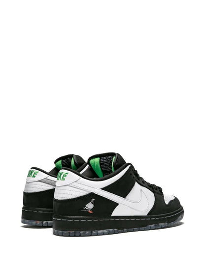 Nike SB Dunk "Panda Pigeon"