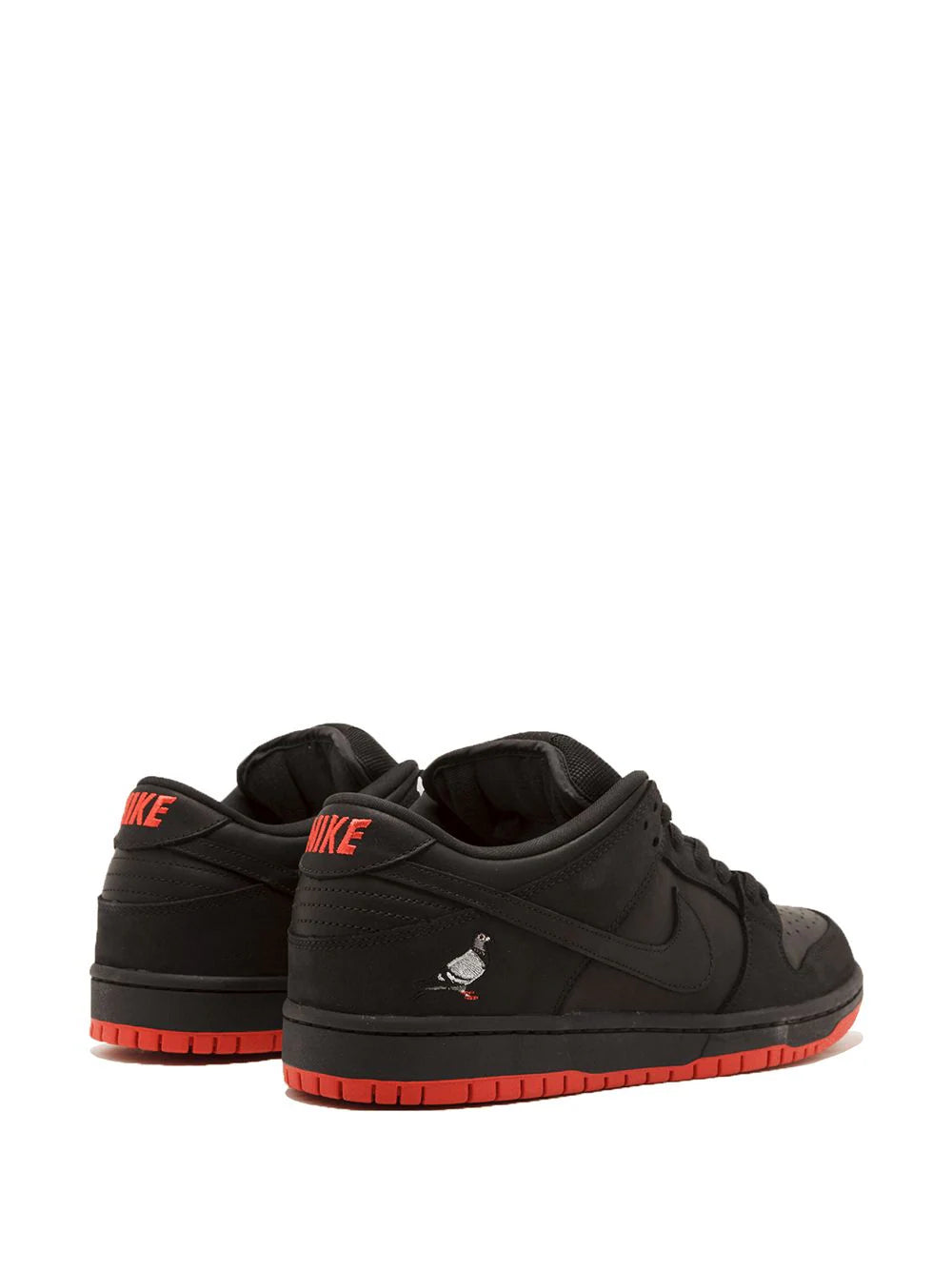 Nike SB Dunk "Black Pigeon"