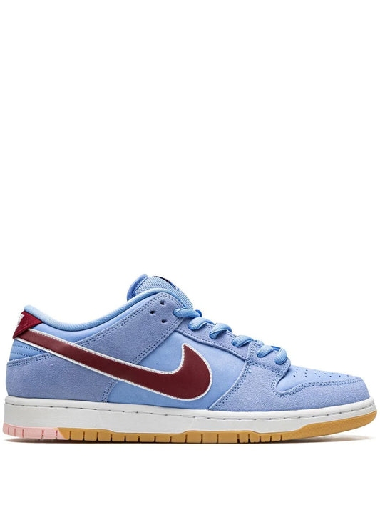 Nike SB Dunk "Philies"