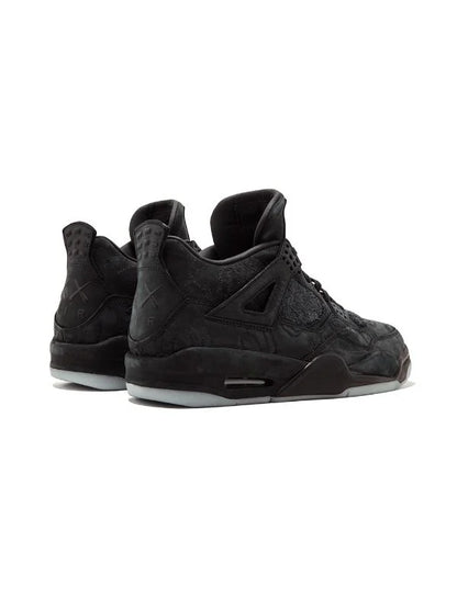 Jordan 4 x Kaws "Black"