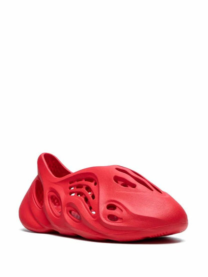 Yeezy Foam Runner "Vermillion"