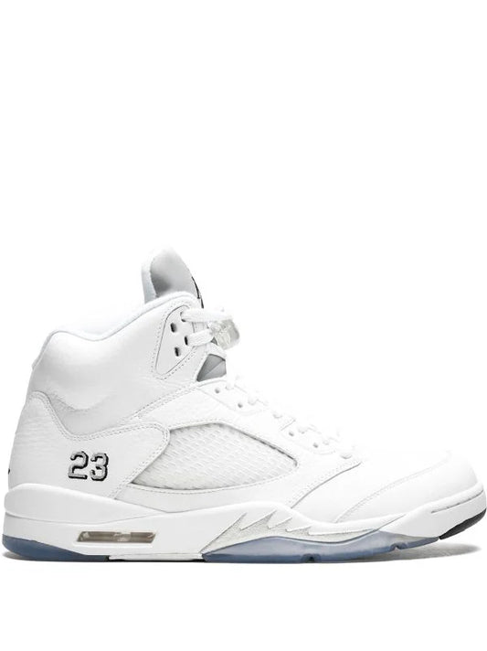 Jordan 5 “Metallic Silver”