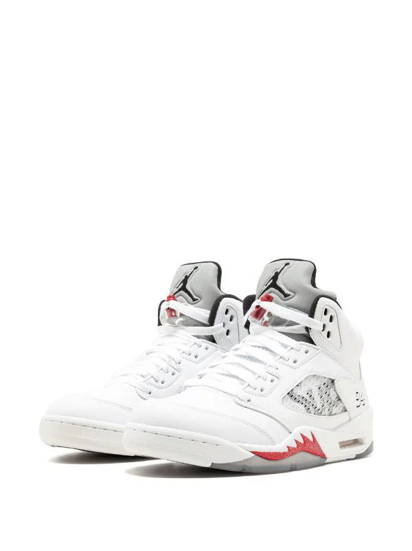 Jordan 5 X Supreme