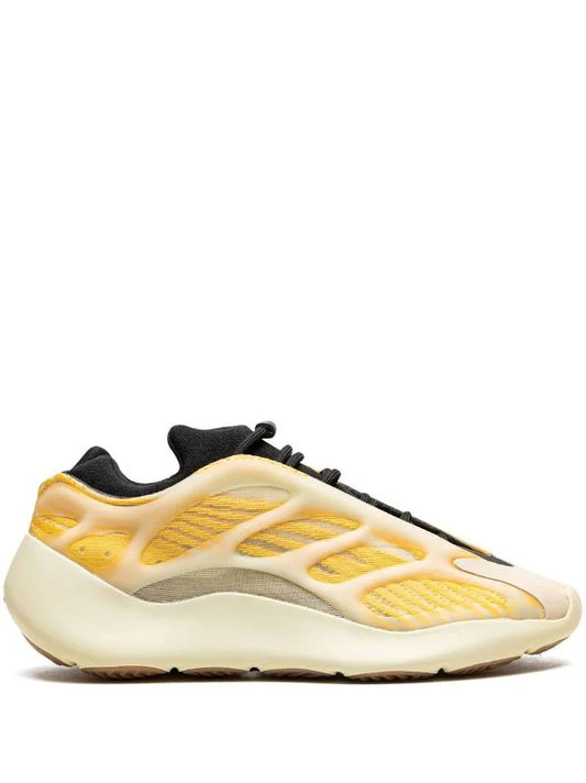 YEEZY 700 V3 "Mono Safflower"